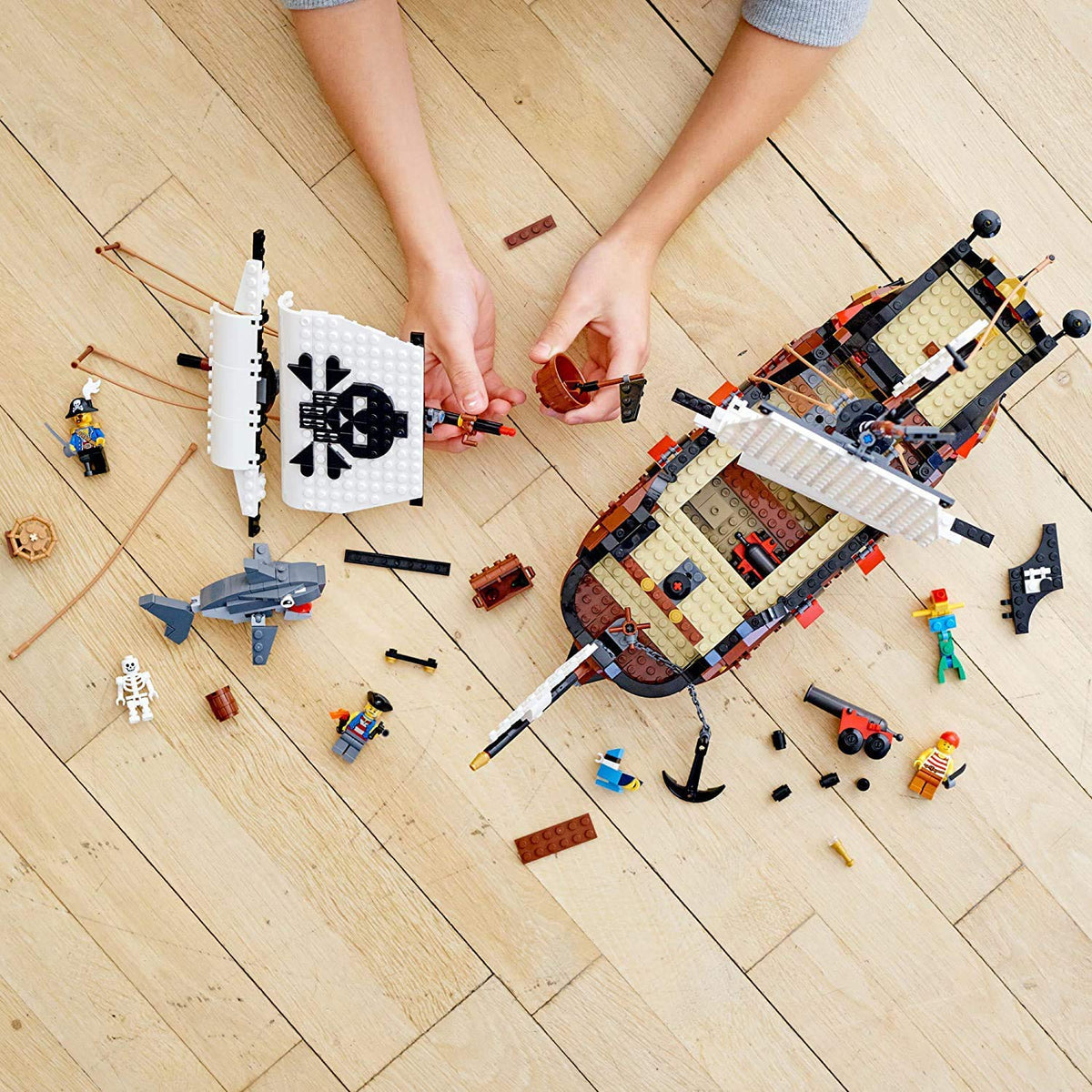 3 in 1 Pirate Ship Building Set A35371